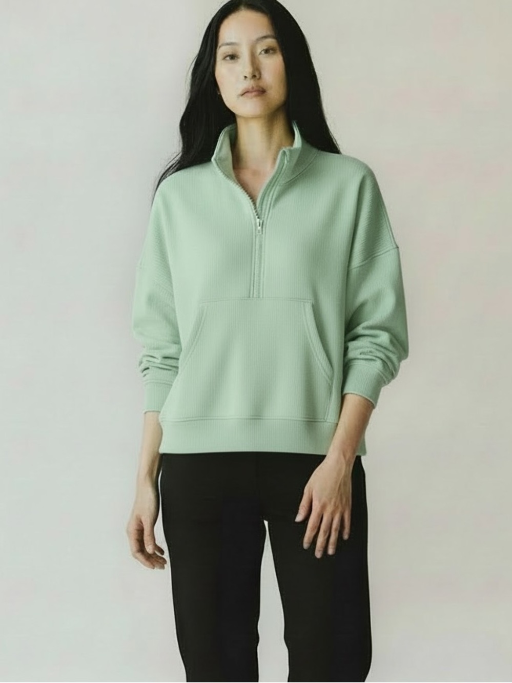 NWT: size XXL SUPER SOFT all in motion Light 1/4 zip Zip Top